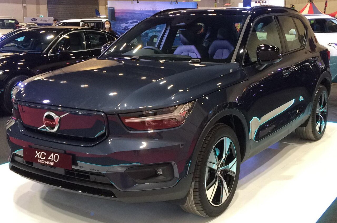 Volvo XC40 Recharge Pure Electric (MY22) — foto