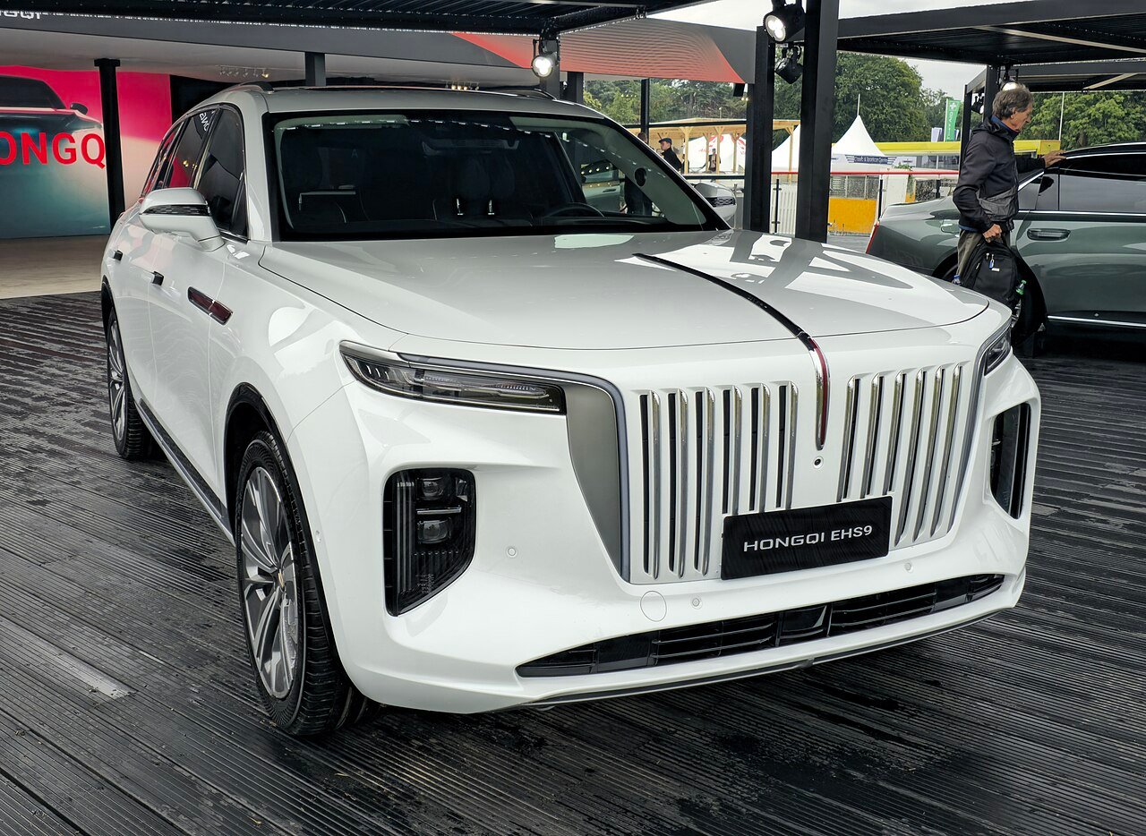 Hongqi E-HS9 84 kWh — foto