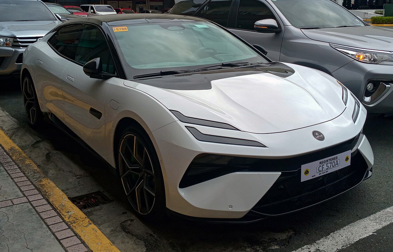 Lotus Emeya S — foto
