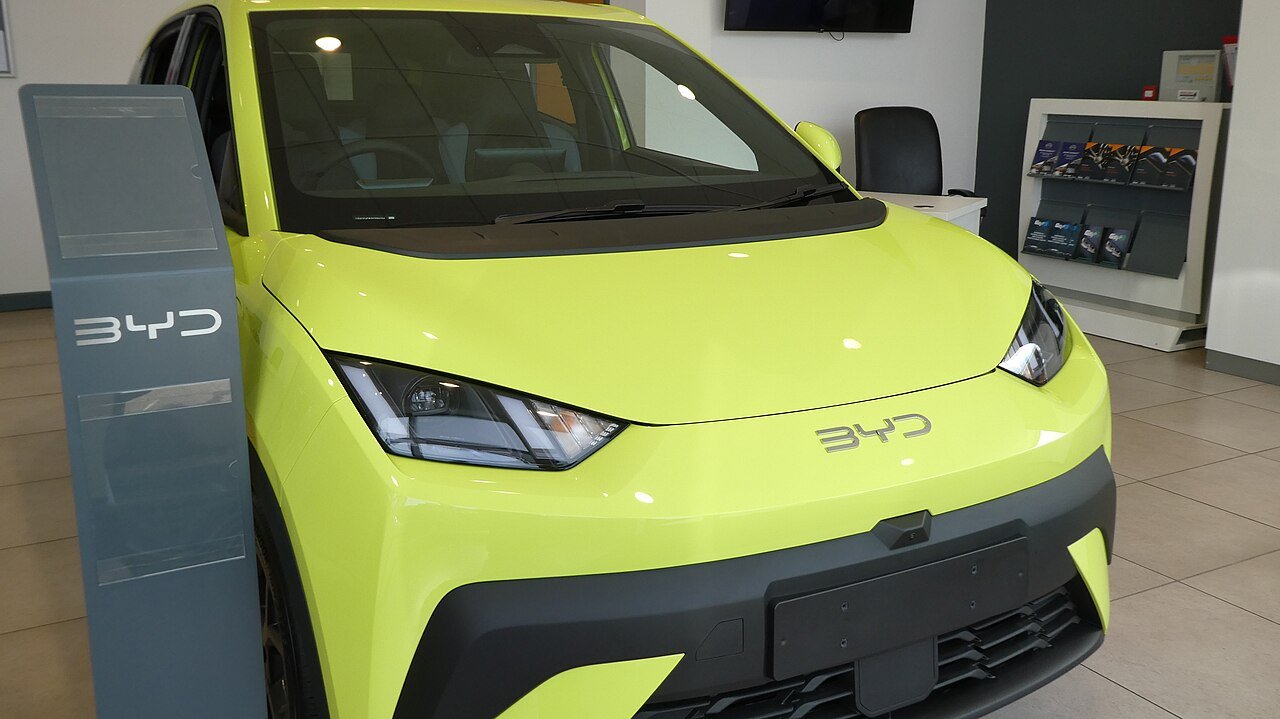 BYD DOLPHIN SURF 43.2 kWh Comfort — foto