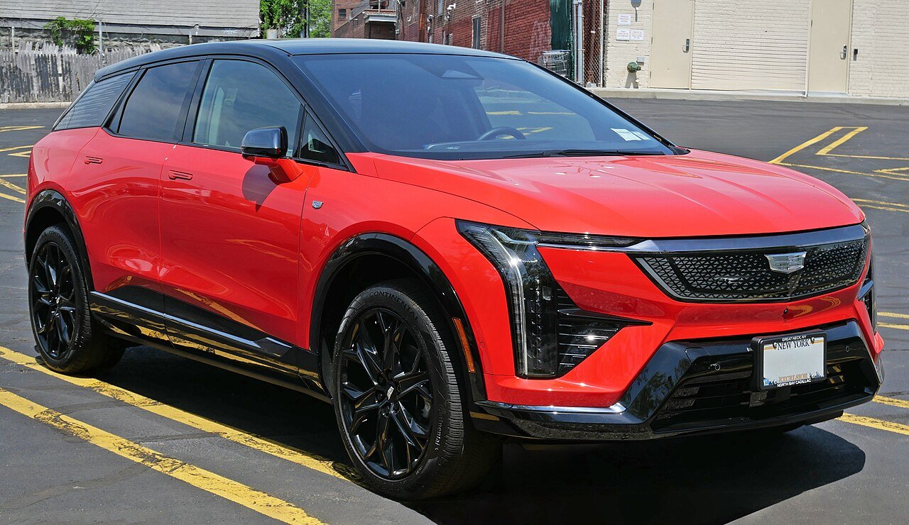 Cadillac OPTIQ 500 E4 (MY26) — foto
