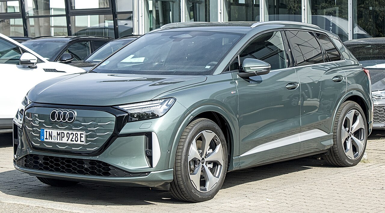 Audi Q4 e-tron 55 quattro (MY24-25) — foto