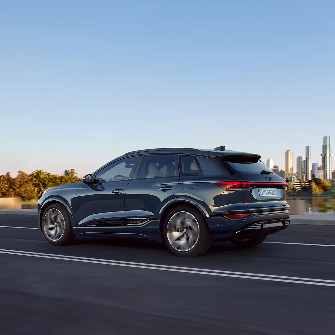 Audi Q6 SUV e-tron quattro (MY24-25) — foto