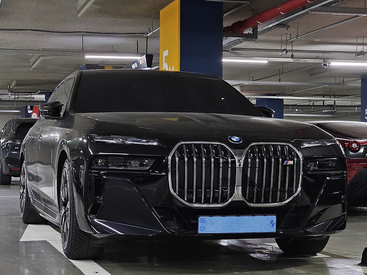 BMW i7 M70 xDrive (MY27) — foto