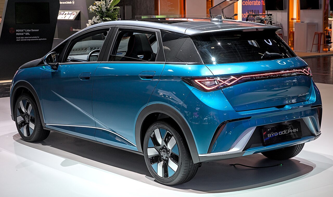 BYD DOLPHIN 60.4 kWh (MY25) — foto