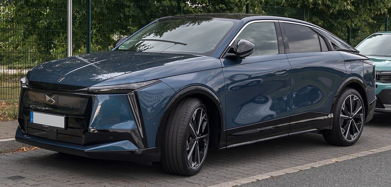DS Automobiles N°8 AWD Long Range — foto