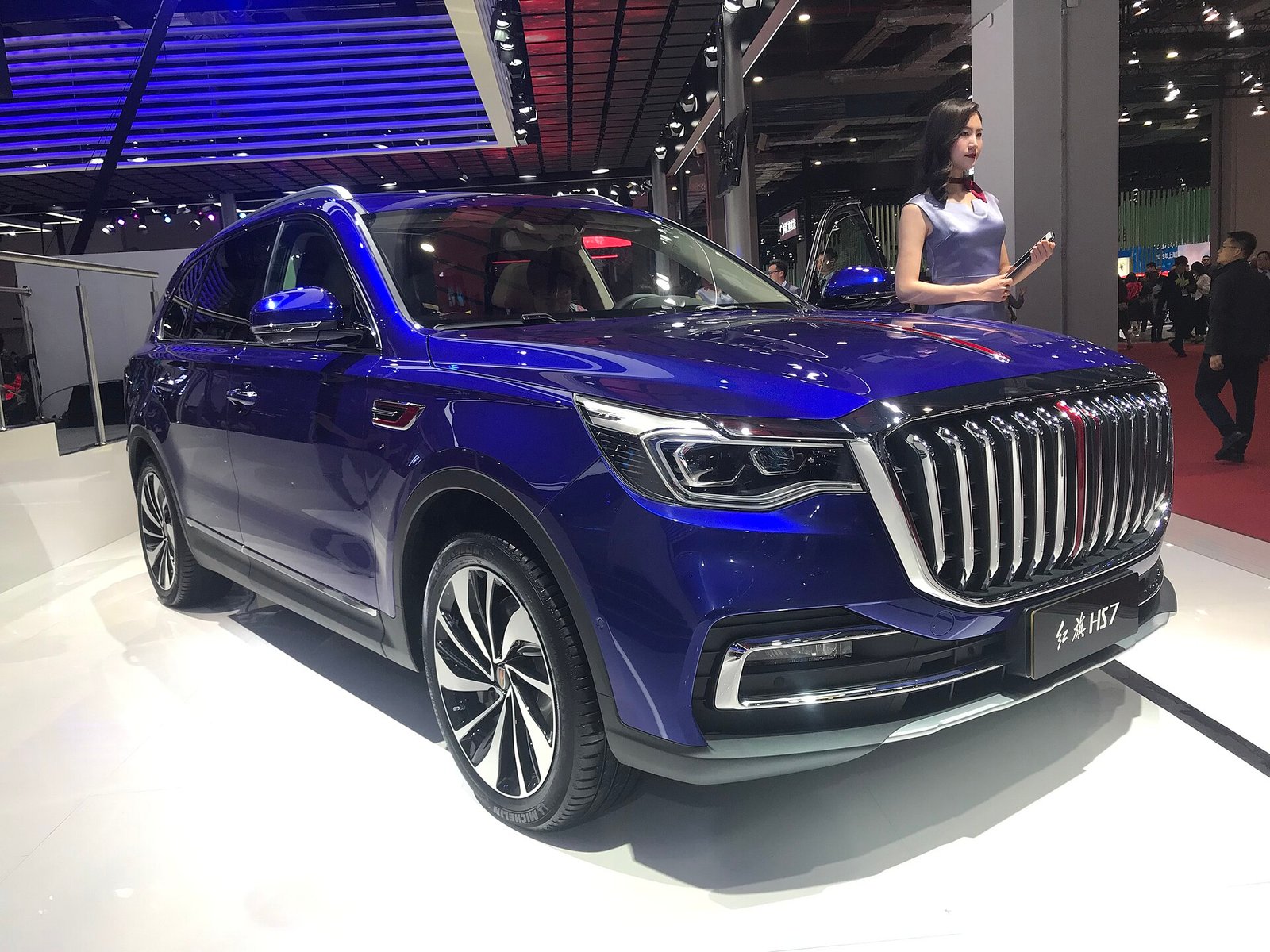 Hongqi E-HS7 111 kWh Long Range — foto