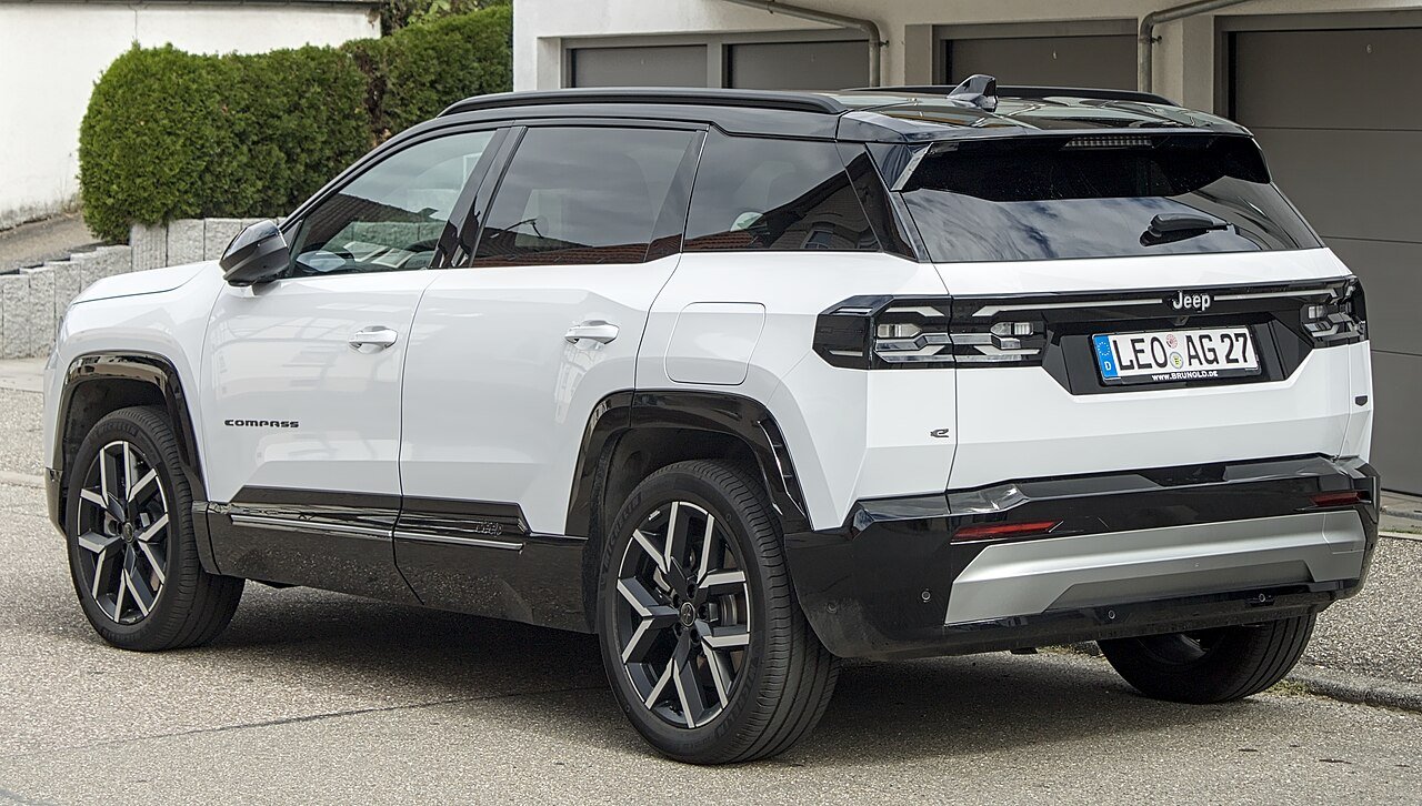 Jeep Compass Electric Long Range — foto