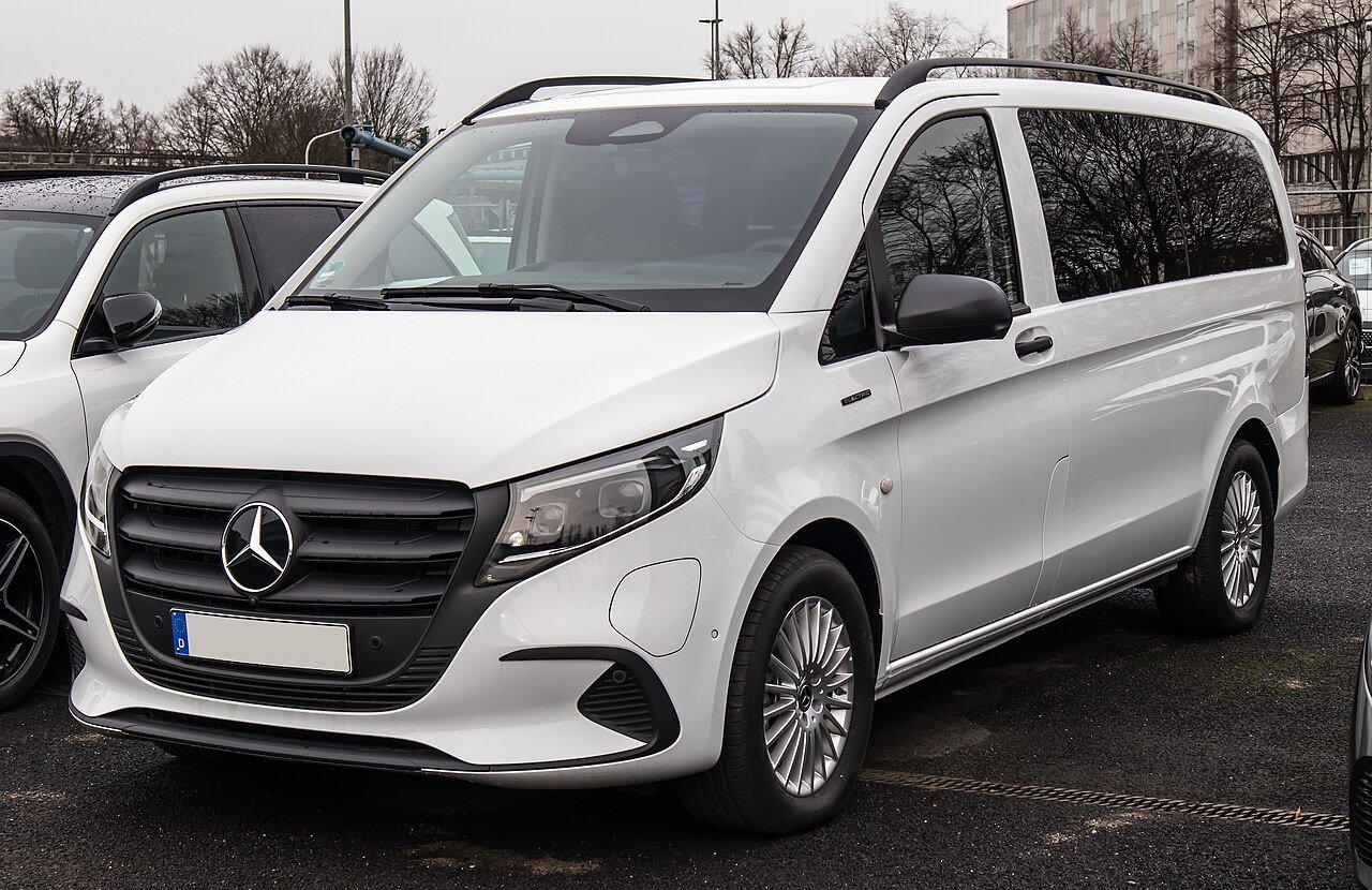 Mercedes-Benz eVito Tourer Long 41 kWh — foto