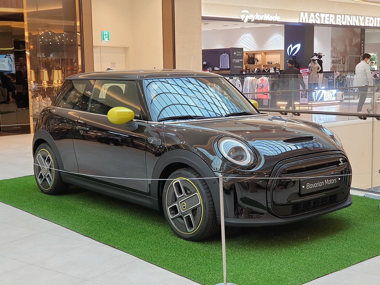Mini Cooper SE — foto