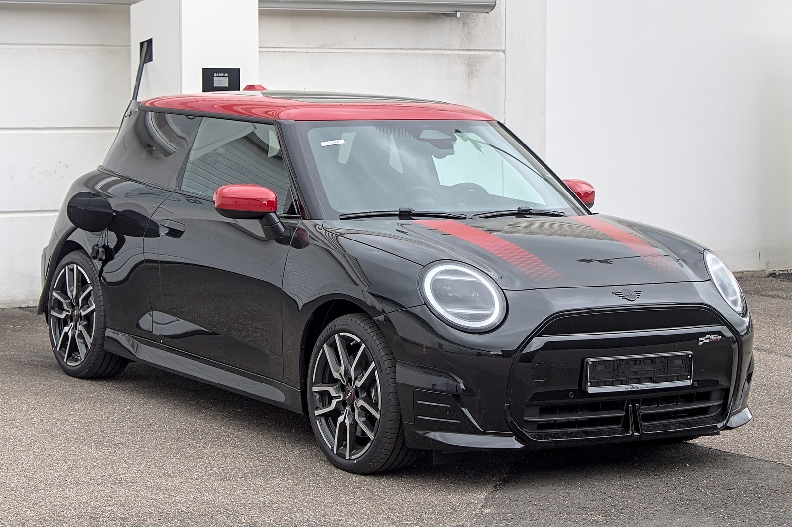 Mini Cooper JCW — foto