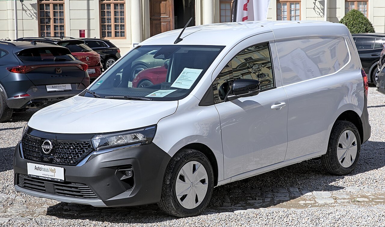 Nissan Townstar EV Passenger L2 — foto