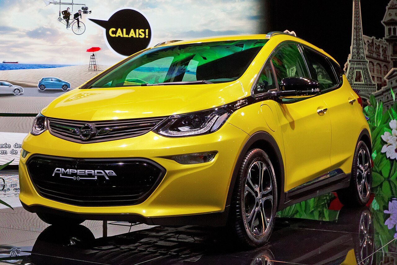 Opel Ampera-e — foto