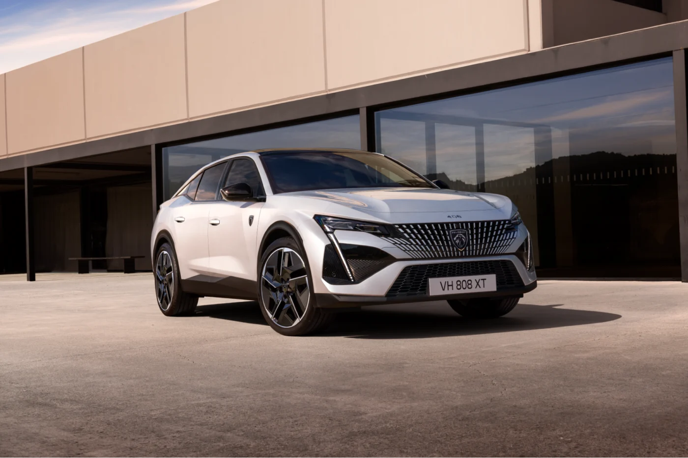 Peugeot e-408 58 kWh (MY26) — foto