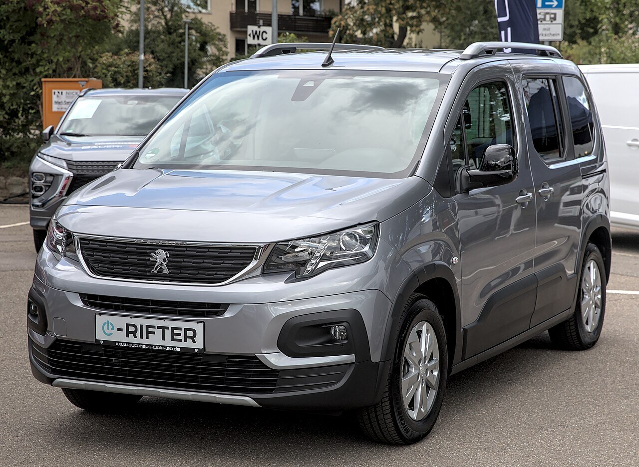 Peugeot e-Rifter M 50 kWh — foto