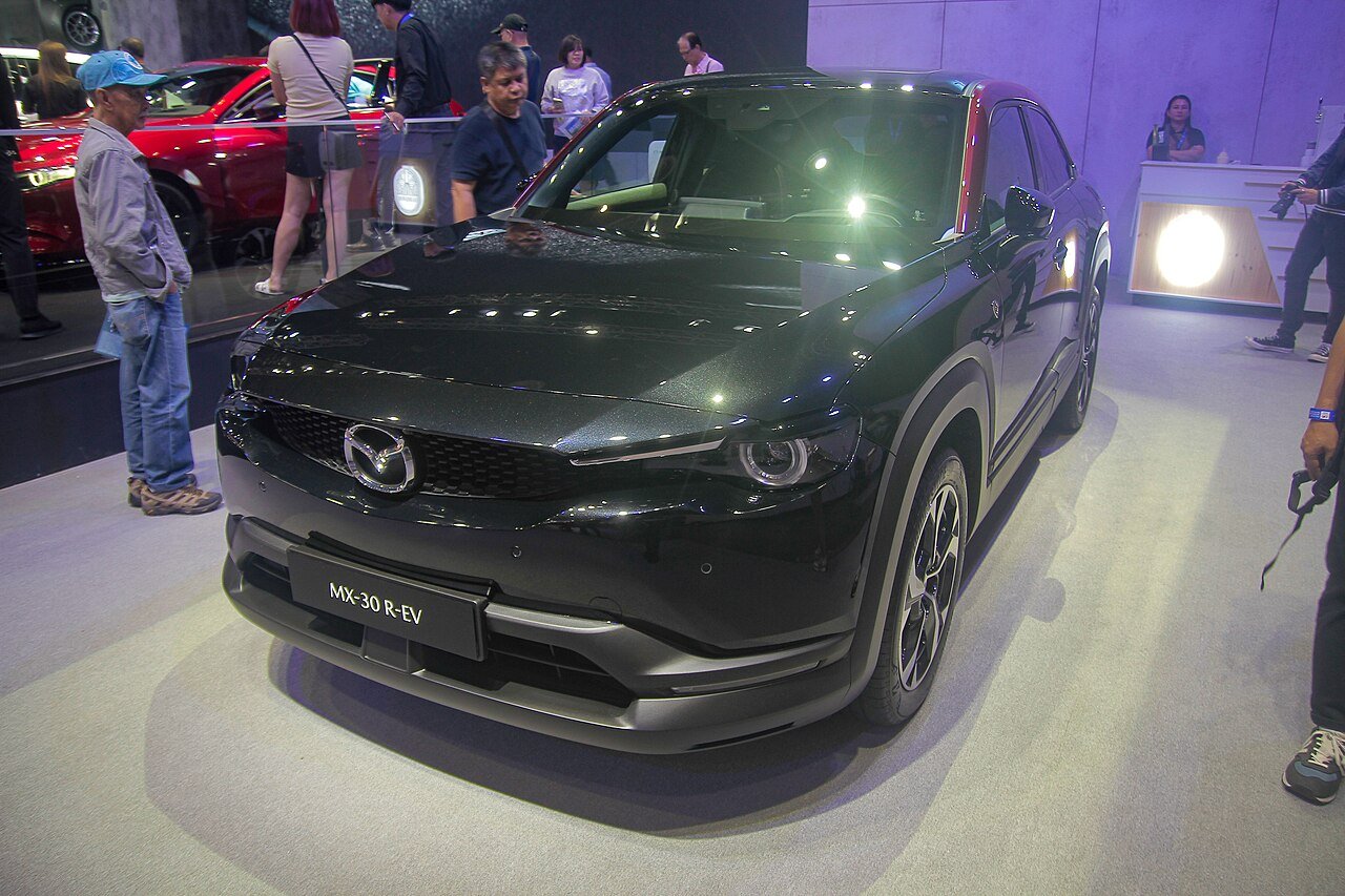 Mazda MX-30 — foto