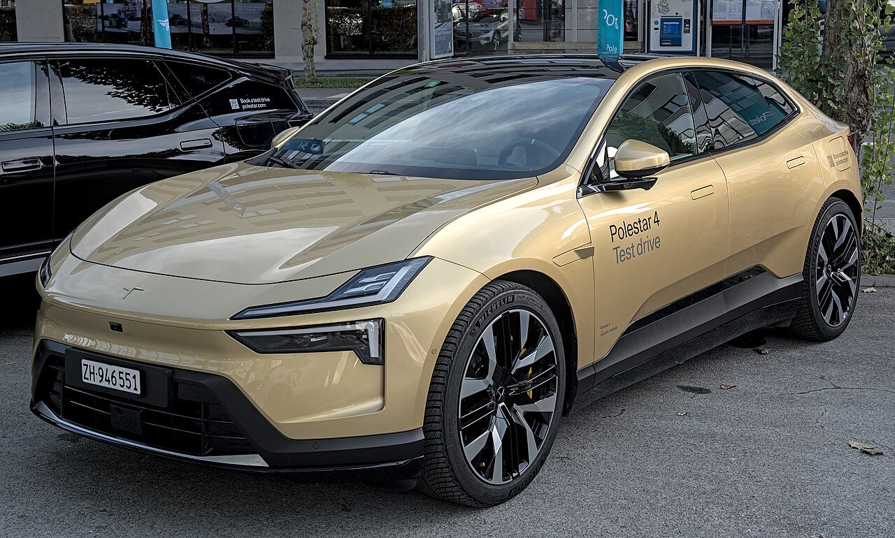Polestar 4 Long Range Single Motor (MY24-26) — foto