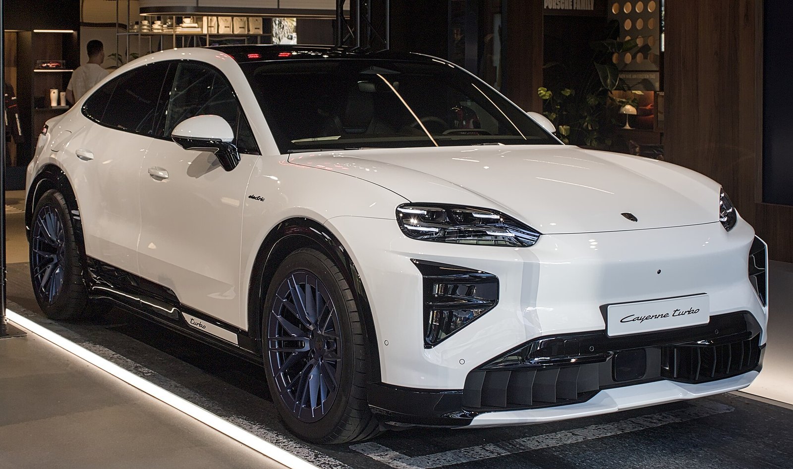 Porsche Cayenne S Coupé Electric (MY26) — foto