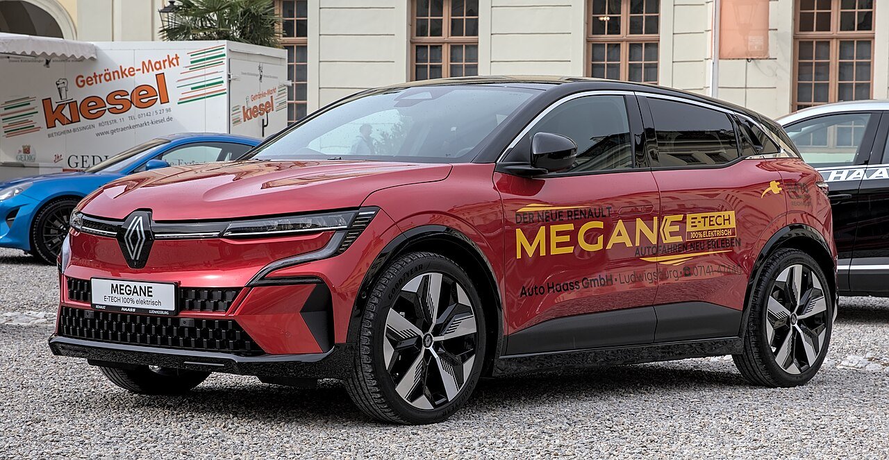 Renault Megane E-Tech EV60 220hp — foto