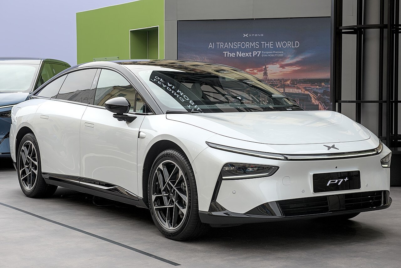 XPENG P7 RWD Long Range — foto