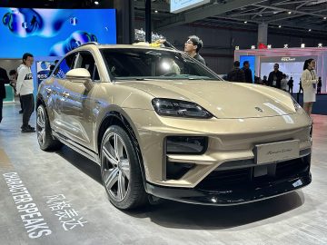 Porsche Macan Turbo Electric (MY26)