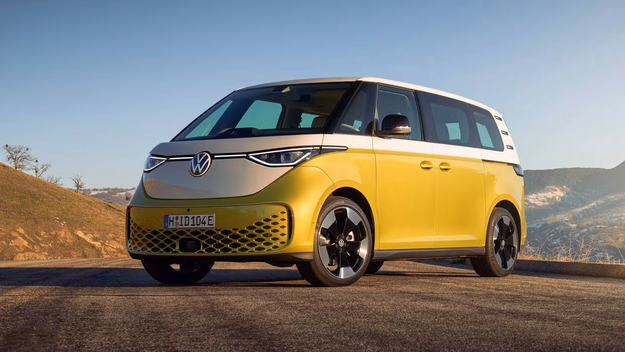 O Volkswagen ID. Buzz que deu a volta ao mundo por 92 países está de volta a casa, e a bateria mal notou