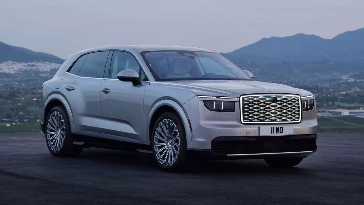 A Bentley revela o Torcal, o seu primeiro elétrico, com até 888 cv e um som composto por músicos