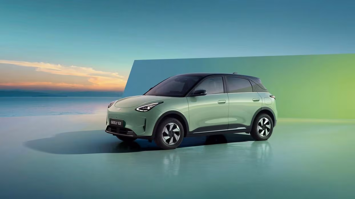 O Geely E2 chegou a Portugal, e chegou bem mais cedo do que se esperava