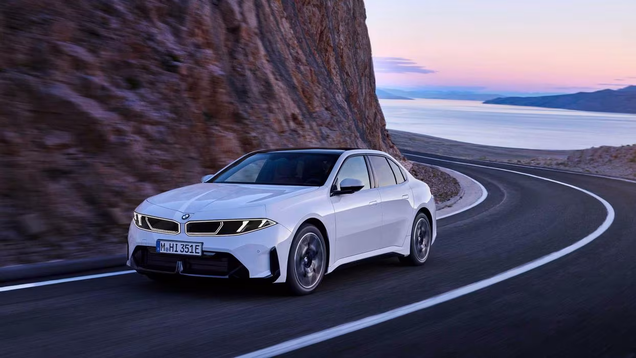A BMW repete com o i3 a fórmula que já usou no iX3: reservas antecipadas por excesso de procura