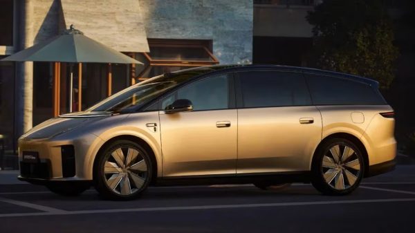 A Li Auto lançou oficialmente o i9, e já sabemos o preço e a autonomia que faltavam