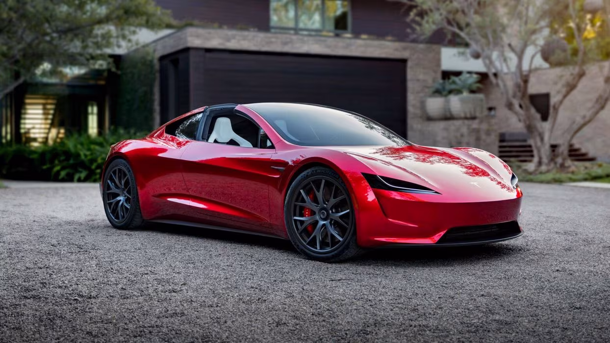 A Tesla adia outra vez a demonstração do Roadster, desta vez por causa do tempo