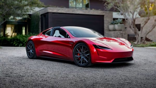 A Tesla adia outra vez a demonstração do Roadster, desta vez por causa do tempo