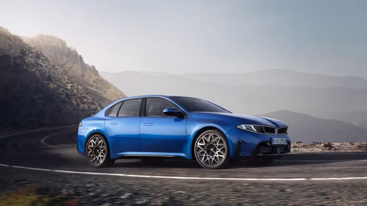 A BMW revelou oficialmente o i3, com duas versões e até 900 km de autonomia