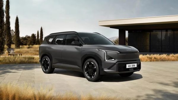 A Kia abriu encomendas no Reino Unido para as versões GT do EV3, do EV4 e do EV5