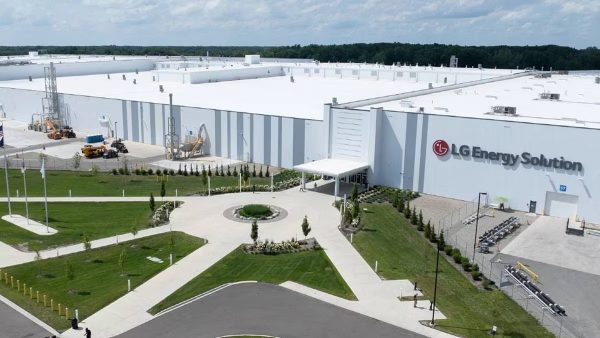 A LG Energy Solution vai fornecer à Mercedes um novo formato de célula redonda, o 46100, segundo a imprensa coreana