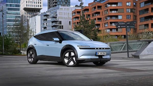 O Hyundai Ioniq 3 já se encomenda no Reino Unido e na Europa, mas em Portugal ainda não tem preço
