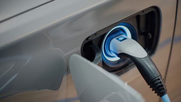A Croácia prepara incentivos de até 9.000 euros para elétricos novos, mais do dobro dos 4.000 que Portugal pagava