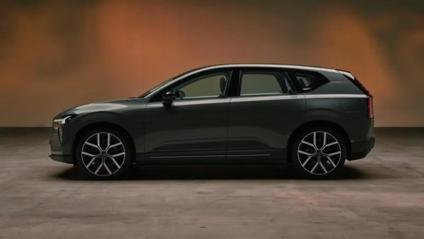 A Volvo vendeu 141.609 carros no terceiro trimestre, menos 10,7%, mas os elétricos subiram 28,6% e já são quase um terço das vendas