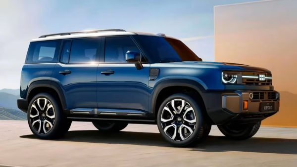 A Geely mostrou em Paris o KO11, um SUV todo-o-terreno que pode chegar à Europa no segundo semestre de 2027, mas ainda não há preço nem data para Portugal