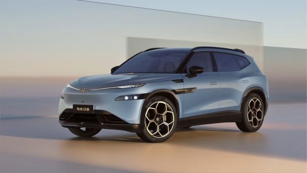 O ID. UNYX 08, o SUV que a Volkswagen desenvolveu com a Xpeng, vendeu em média 267 carros por mês na China, contra uma meta de 3.622, segundo a Reuters