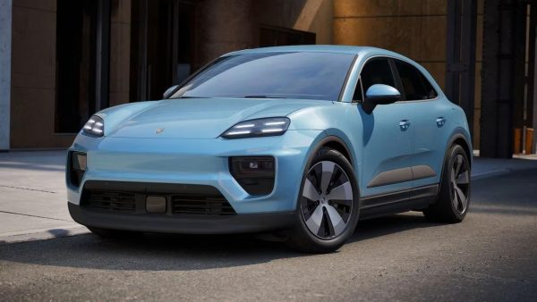 Mais de um quinto dos carros que a Porsche entregou até setembro foram elétricos, num ano em que as entregas totais caíram 16%